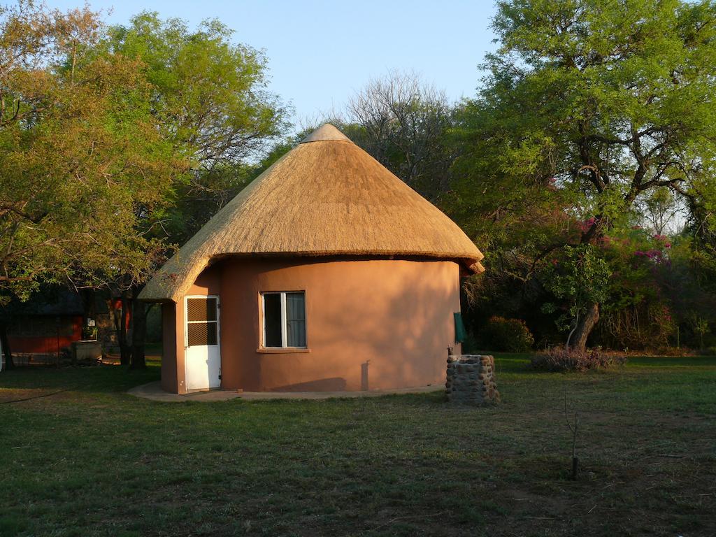Amanzimlotzi Riverside Bush Camp Hoedspruit Bilik gambar