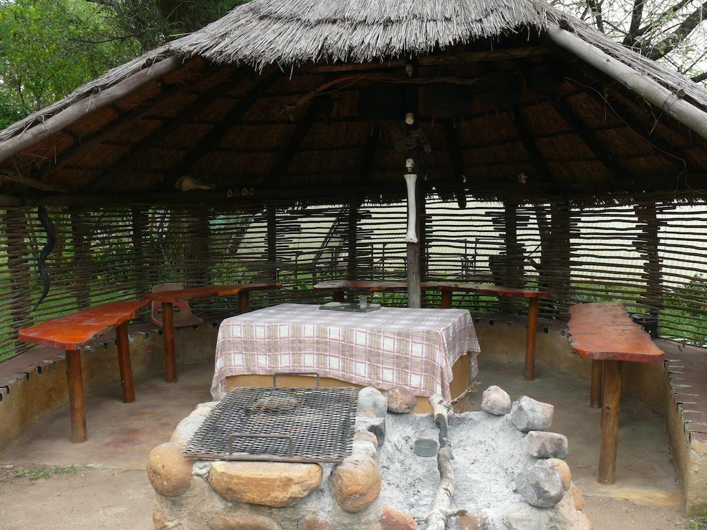Amanzimlotzi Riverside Bush Camp Hoedspruit Luaran gambar
