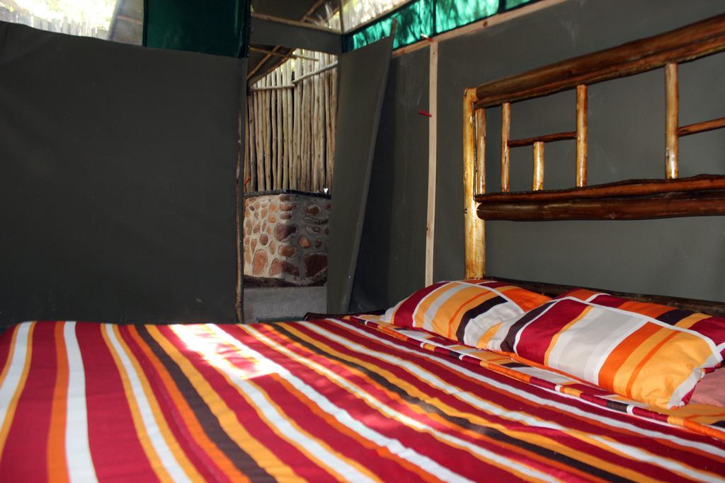 Amanzimlotzi Riverside Bush Camp Hoedspruit Luaran gambar
