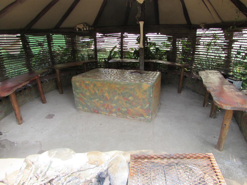 Amanzimlotzi Riverside Bush Camp Hoedspruit Luaran gambar