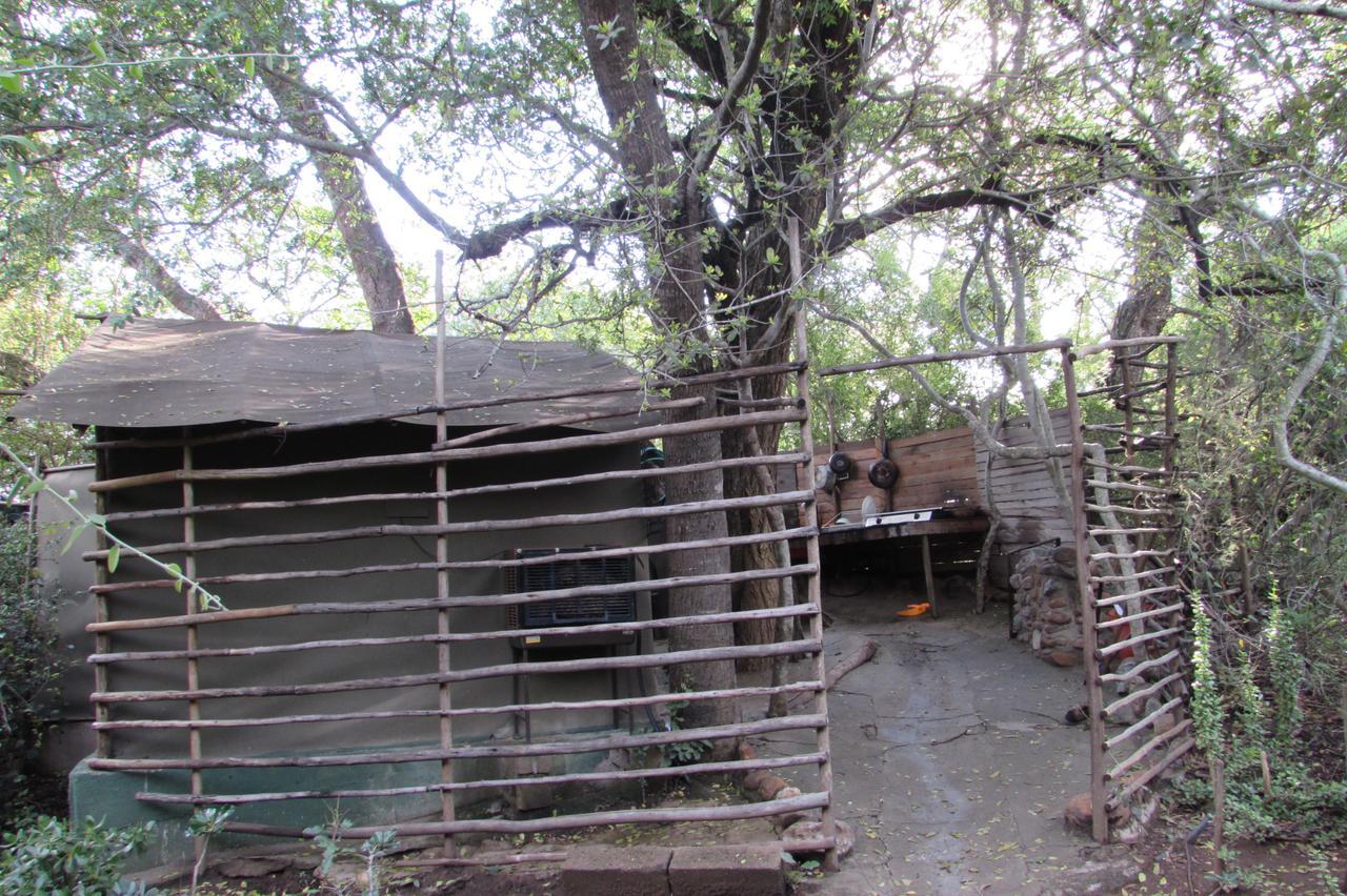Amanzimlotzi Riverside Bush Camp Hoedspruit Luaran gambar