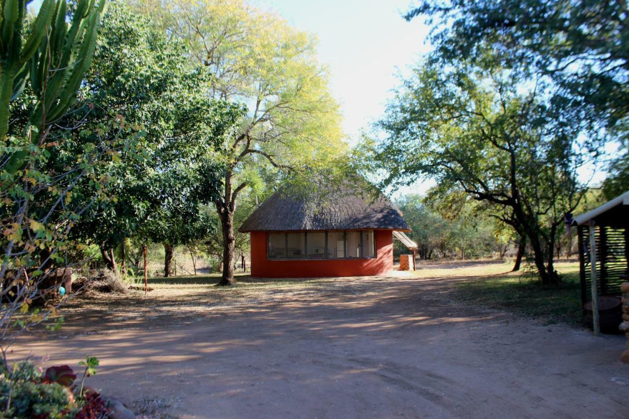 Amanzimlotzi Riverside Bush Camp Hoedspruit Luaran gambar