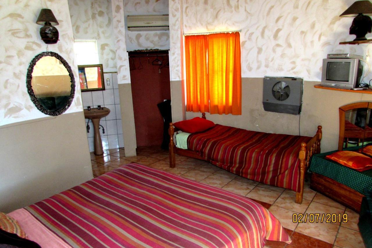 Amanzimlotzi Riverside Bush Camp Hoedspruit Luaran gambar